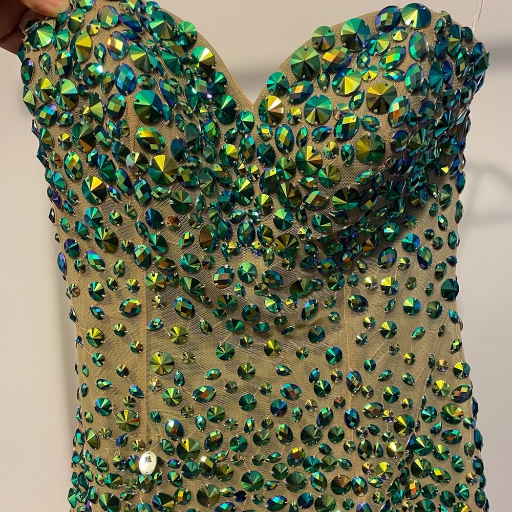 Gorgeous Strapless Prom Dress - Picture 2 of 7